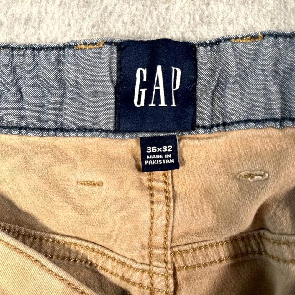 GAP Chino Pants Mens 36x32 Beige‎ Cotton Stretch Straight Leg Flat Front Casual